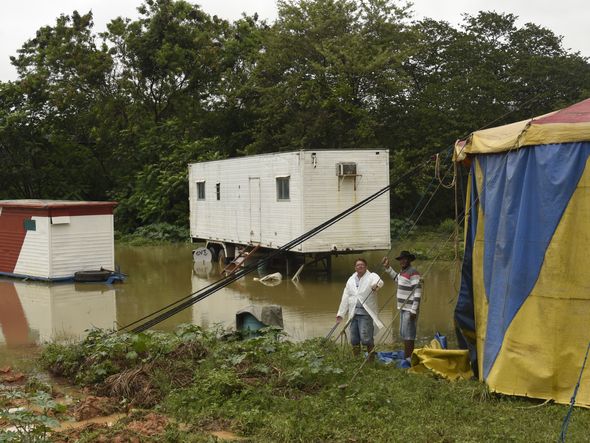 Data: 14/11/2019 - Cariacica - Circo alagado no bairro Novo Horizonte - Editoria: Cidades - Foto: Vitor Jubini - GZ por Vitor Jubini