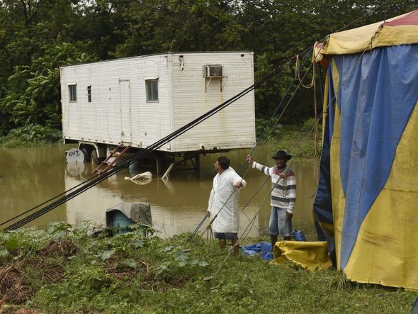Data: 14/11/2019 - Cariacica - Circo alagado no bairro Novo Horizonte - Editoria: Cidades - Foto: Vitor Jubini - GZ por Vitor Jubini
