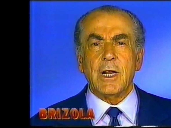 Leonel Brizola (PDT) foi governador do Rio de Janeiro. Na ditadura, passou por 15 anos de exílio, o que lhe rendeu o estereótipo do Brizola populista, caudilho. Em 1989, defendeu a concepção do trabalhismo, inspirada em Getúlio Vargas por Divulgação