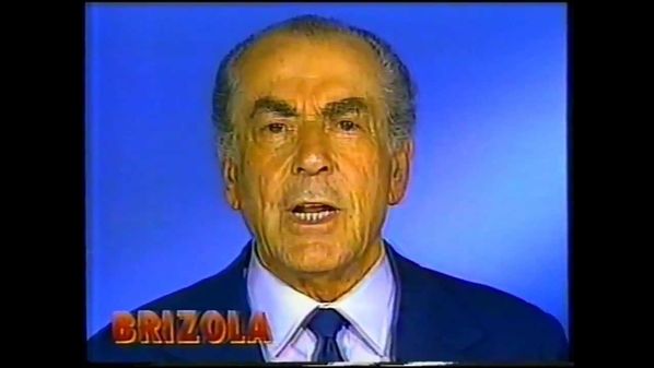 A memória assim como a crase não foi feita para humilhar ninguém. O doutor Alzheimer também não quis humilhar ninguém, quis dar um help