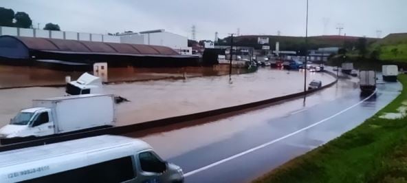 BR 101 por Reprodução/TV Gazeta