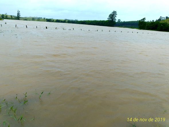 Piúma recebeu a maior quantidade de chuva do Estado nesta quinta-feira por Daniel Polonini