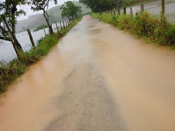 Piúma recebeu a maior quantidade de chuva do Estado nesta quinta-feira por Daniel Polonini