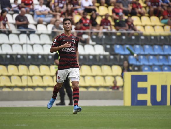 Flamengo e Corinthians disputaram a semifinal do Brasileiro sub-20 no Kleber Andrade por Carlos Alberto Silva/A Gazeta