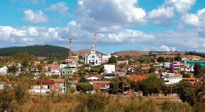 A Polícia Militar informou que um vigilante da agência foi baleado. Ele foi socorrido e levado para um hospital da região, onde vai precisar passar por cirurgia. Um dos suspeitos envolvidos no crime foi preso em Pancas
