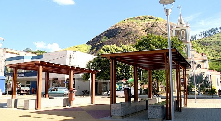 Emerson Aparecido Teixeira foi assassinado quando voltava com a família de uma confraternização de réveillon. O suspeito foi preso horas depois do crime