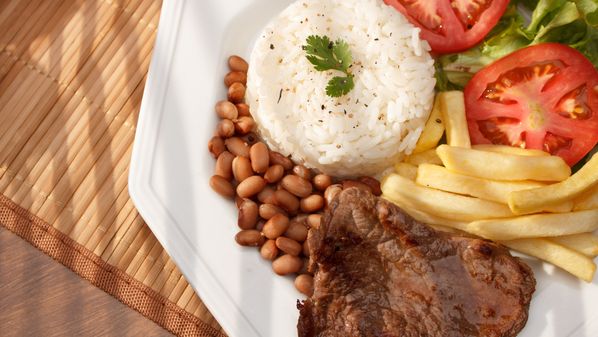 Até macacos, submetidos a importante restrição calórica, passam a viver mais que aqueles que comiam o quanto quisessem dos alimentos disponíveis