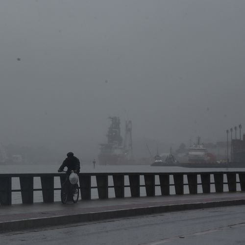 Aviso é válido até às 10h de quarta-feira (22); Inmet aponta previsão de chuva superior a 60 milímetros por hora ou acima de 100 milímetros por dia; veja as cidades sob alerta