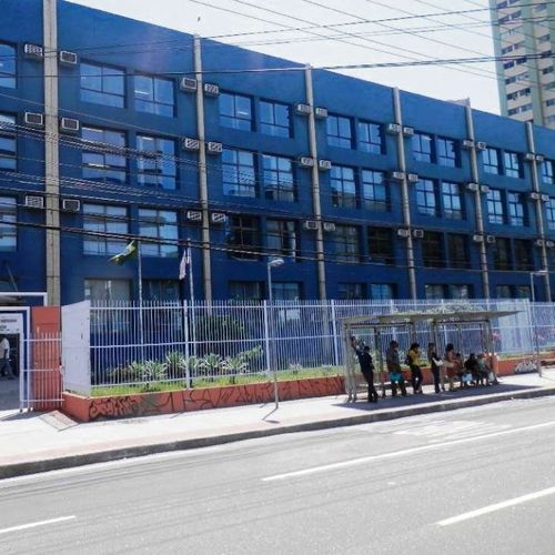 ES pode contratar professores para substituir os que têm comorbidades