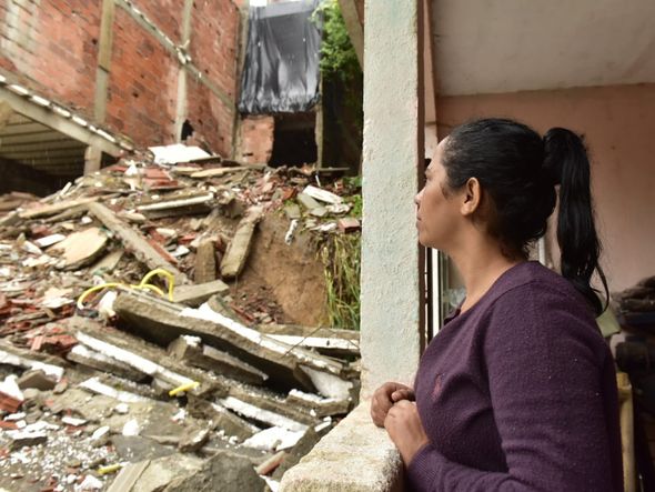 Vanda Aparecida Dias - dona do imóvel que desabou no bairro Eldorado, na Serra por Fernando Madeira
