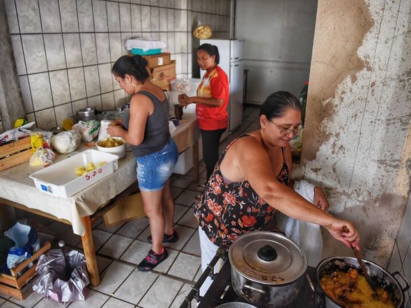 Vítimas das chuvas em abrigos no bairro Novo Horizonte, em Cariacica por Vitor Jubini | A Gazeta
