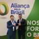 Subtenente Assis (à direita) ao lado do deputado Capitão Assumção no lançamento do partido de Bolsonaro em Brasília