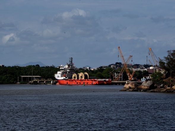 Após dias cinzentos, o tempo abriu e o sol deu o ar da graça em Vitória por Ricardo Medeiros