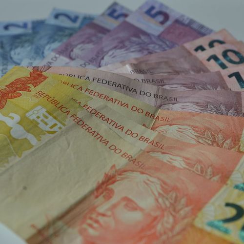 13º salário vai injetar R$ 3,8 bilhões na economia do ES