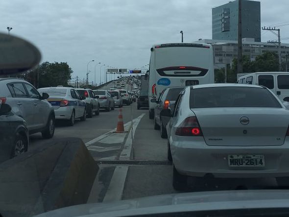 Trânsito na Terceira Ponte por Internauta