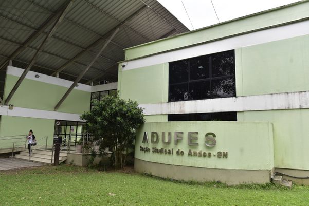 Data: 26/11/2019 - ES - Vitória - Adufes - UFES - Editoria: Cidades - Foto: Fernando Madeira - GZ