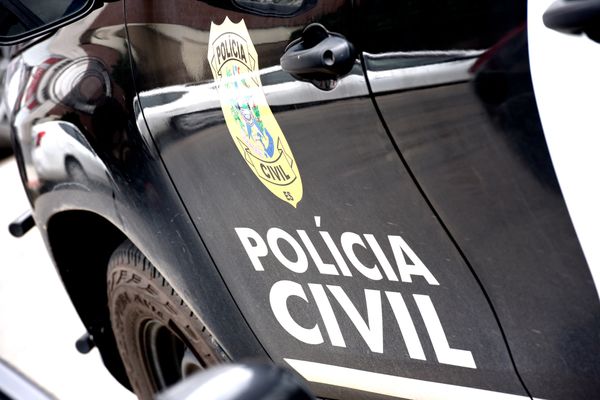 Data: 26/11/2019 - ES - Vitória - Viaturas da Polícia Civil