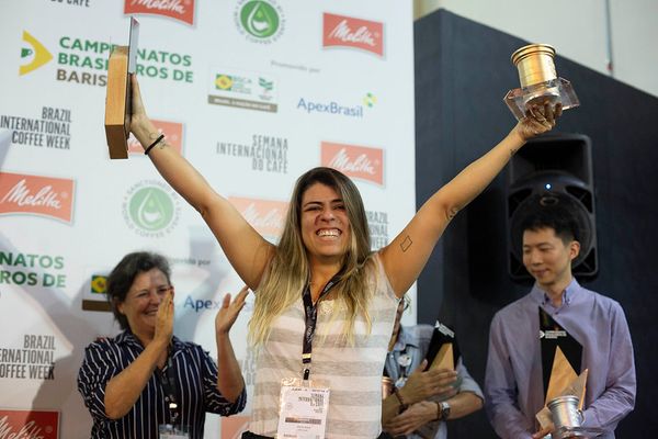 Julia Fortini (MG), vencedora do campeonato de Brewers na Semana Internacional do Café. Crédito: Nitro/Divulgação