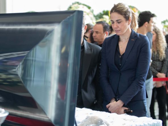 28/11/2019 - Luciana Gimenez no velório do apresentador Antônio Augusto Moraes Liberato, conhecido como Gugu Liberato, na Assembleia Legislativa de São Paulo (SP) por DANILO M YOSHIOKA/FUTURA PRESS/FUTURA PRESS/ESTADÃO CONTEÚDO