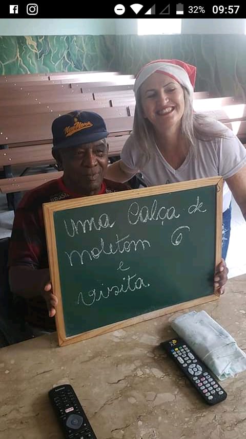 Abrigo de idosos de Muqui faz campanha para presentes por Divulgação