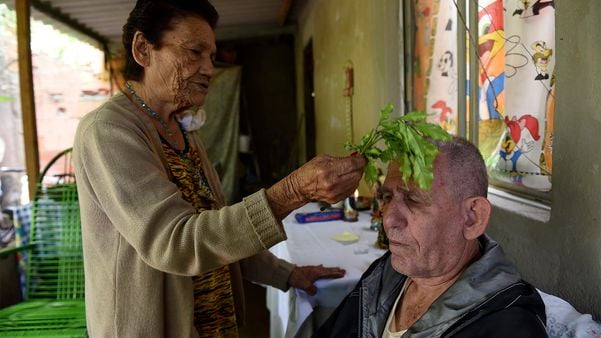 Maria de Lurdes, benzedeira de Jacaraípe, Serra por Ricardo Medeiros