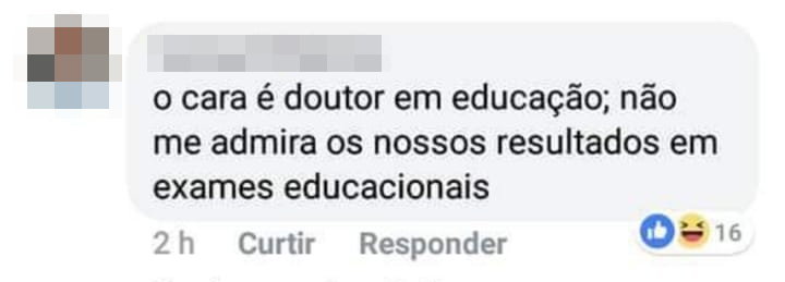Professor é alvo de ataques preconceituosos  por Reprodução/Internet