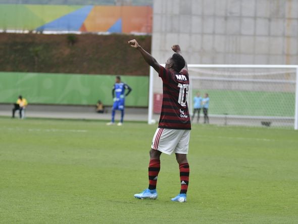 Data: 01/12/2019 - ES - Cariacica - Final do Campeonato Brasileiro Sub 20, entre Palmeiras e Flamengo. O time Rubro Negro sagrou-se campeão, vencendo por 3 x 0, no Kleber Andrade - Editoria: Esportes - Foto: Fernando Madeira - GZ por Fernando Madeira