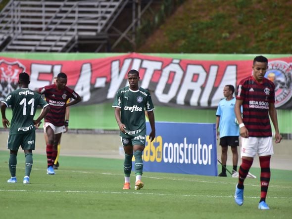 Data: 01/12/2019 - ES - Cariacica - Final do Campeonato Brasileiro Sub 20, entre Palmeiras e Flamengo. O time Rubro Negro sagrou-se campeão, vencendo por 3 x 0, no Kleber Andrade - Editoria: Esportes - Foto: Fernando Madeira - GZ por Fernando Madeira