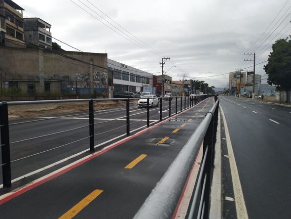 Nova ciclovia da Leitão da Silva  por Esthefany Mesquita 