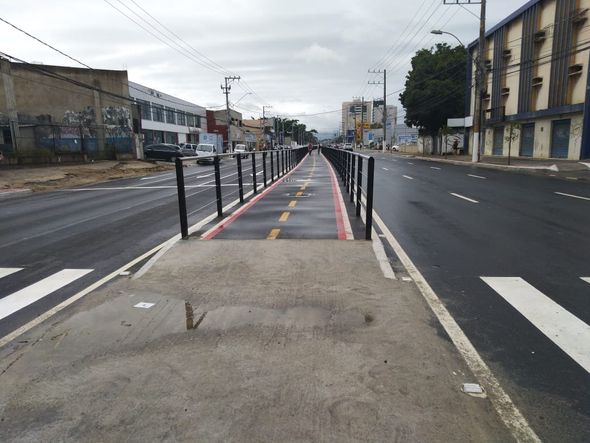 Nova ciclovia da Leitão da Silva  por Esthefany Mesquita 