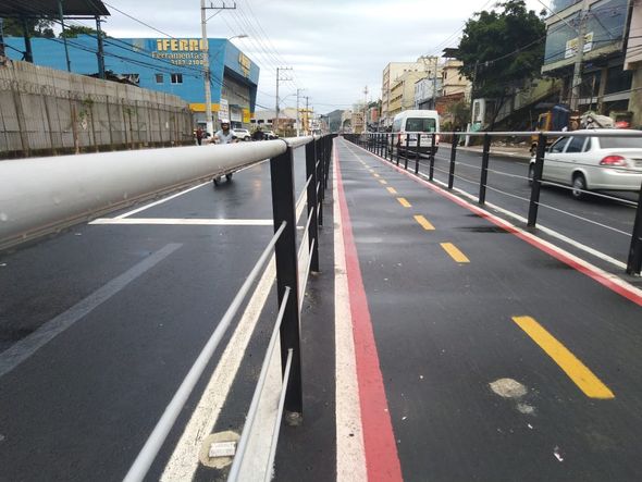 Nova ciclovia da Leitão da Silva  por Esthefany Mesquita 