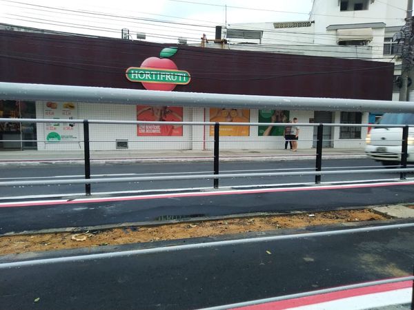 Parte da nova ciclovia da leitão da Silva está inacabada . Crédito: Esthefany Mesquita