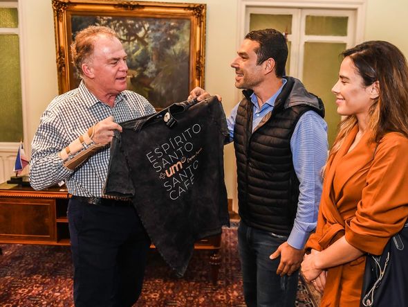 03/12/2019 - Marcus Buaiz e Wanessa Camargo visitam o Palácio Anchieta para dar os parabéns a Renato Casagrande por Hélio Filho/Secom