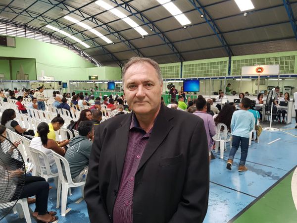 Geraldo Calenzani, do CDL Vitória, no Feirão Nacional do SPC. Crédito: José Carlos Schaeffer
