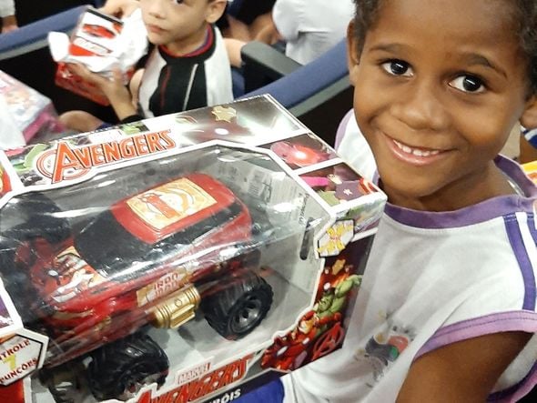 Crianças são presenteadas pelo Papai Noel na Polícia Federal por Divulgação | Polícia Federal