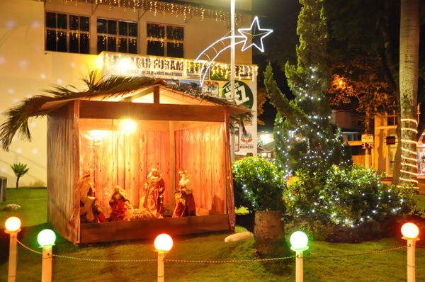 Decoração de Natal de Guaçuí faz sucesso no Caparaó por Leo Ola