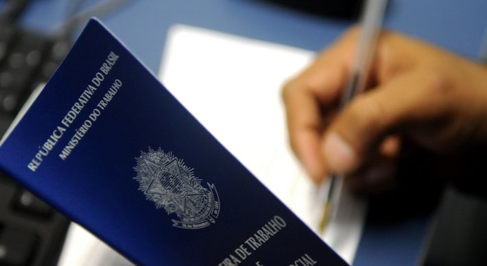 Há oportunidade de empregos para profissionais de todos os níveis de escolaridade; confira como se candidatar a uma dessas chances