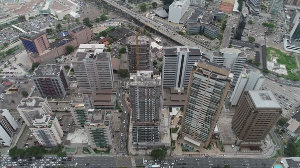 12/12/2019 - Vitória - ES - Mercado imobiliário - Vista aérea de prédios de Vitória - Enseada do Suá