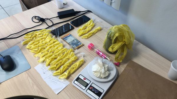 12 pessoas foram presas em uma operação da Polícia Civil por Polícia Civil