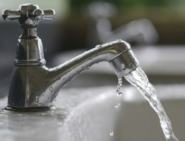 O mês de maior consumo de água na Câmara de Vitória foi agosto