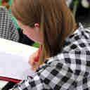 Imagem - Câmara aprova texto-base que flexibiliza dias letivos e trata do adiamento do Enem