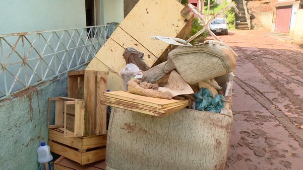 Chuva causa alagamentos em Cachoeiro por TV Gazeta Sul