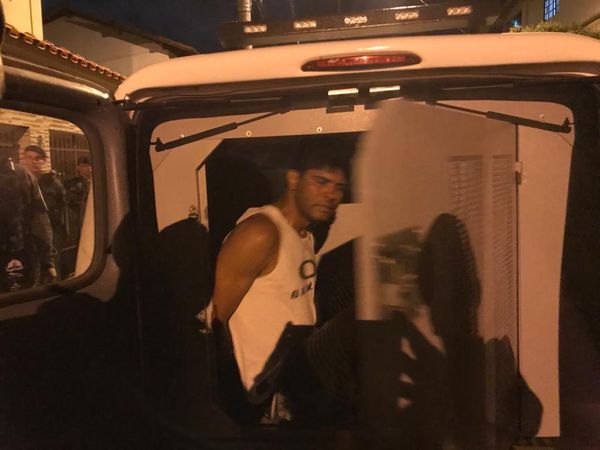 Ação em festa clandestina resulta em apreensão de drogas e detenção de três suspeitos por Guarda Muncipal