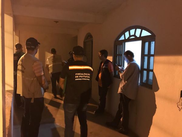 Ação em festa clandestina resulta em apreensão de drogas e detenção de três suspeitos por Guarda Muncipal