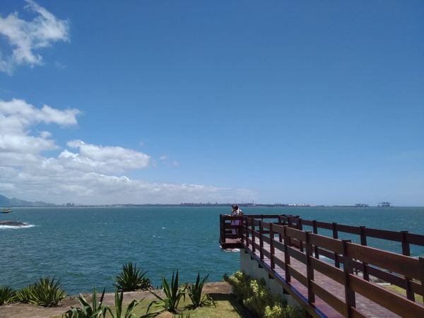Farol de Santa Luzia, em Vila Velha, é reaberto após reforma por Aline Nunes