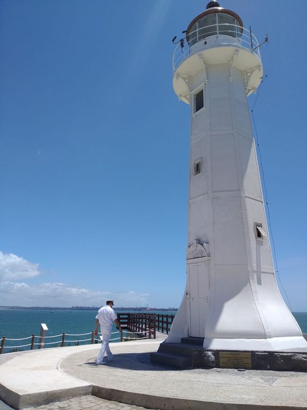 Farol de Santa Luzia, em Vila Velha, é reaberto após reforma por Aline Nunes