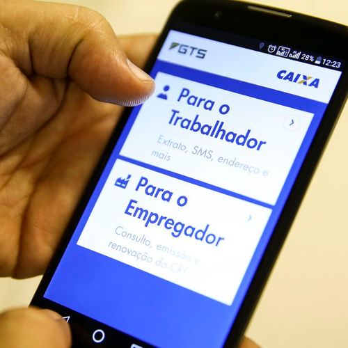 Recursos poderão ser resgatados das contas vinculadas do Fundo de Garantia a partir desta segunda-feira (1°). Veja também quanto você pode receber