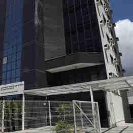 Imagem - MPES denuncia pais que levaram filhos para carreata política no ES