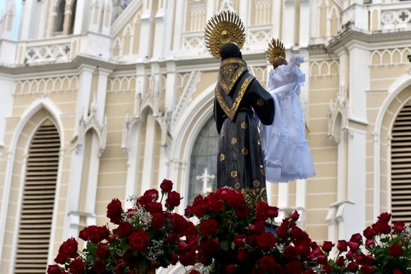 Data: 27/12/2019 - ES - Vitória - Procissão de São Benedito - A caminhada saiu da Igreja do Rosário e foi até a Catedral de Vitória - Editoria: Cidades - Foto: Fernando Madeira - GZ por Fernando Madeira