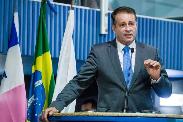 Quando o prefeito escolhe antes um só candidato para apoiar, as chances de sucesso são maiores, de acordo com o cientista político. Prefeito de Vitória, Luciano Rezende já definiu apoio a Gandini. Crédito: Diego Alves